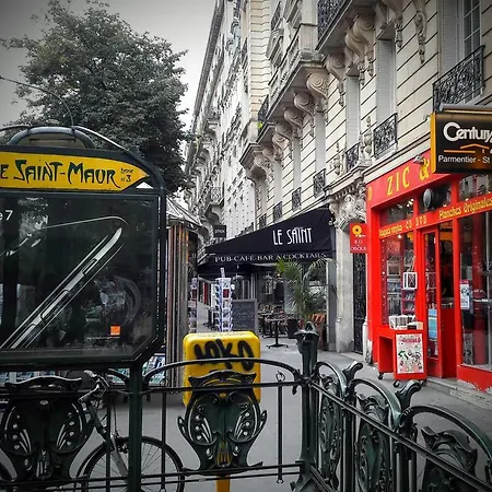Fun And Quiet Paris